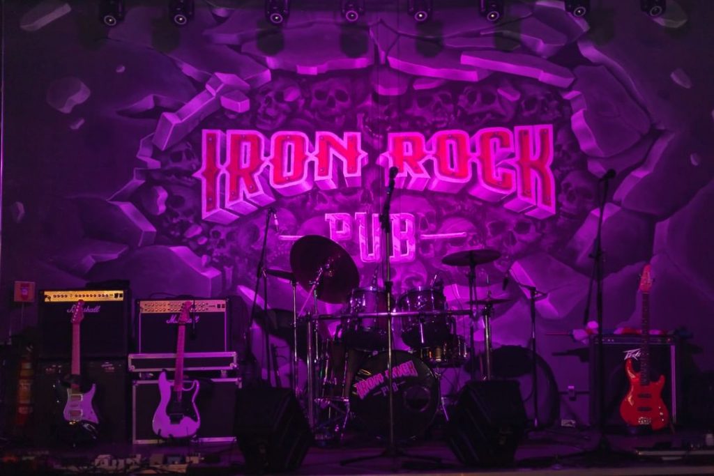 iron rock pub