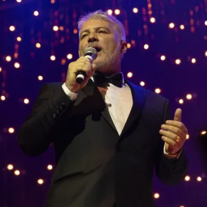 FRED MAYRINK CANTANDO FRANK SINATRA – 20/12/2024 (Sexta-Feira) – Cine Theatro Brasil Vallourec | Belo Horizonte – MG